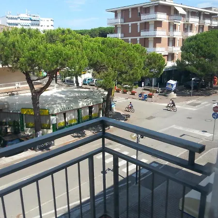 Roma Apartment *